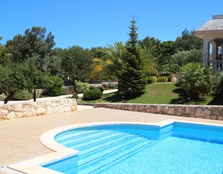 Apartment with sole use, private pool in Selva di Fasano
